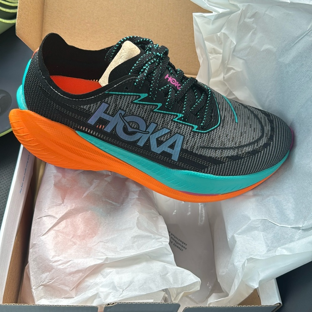 Hoka Mach X 2